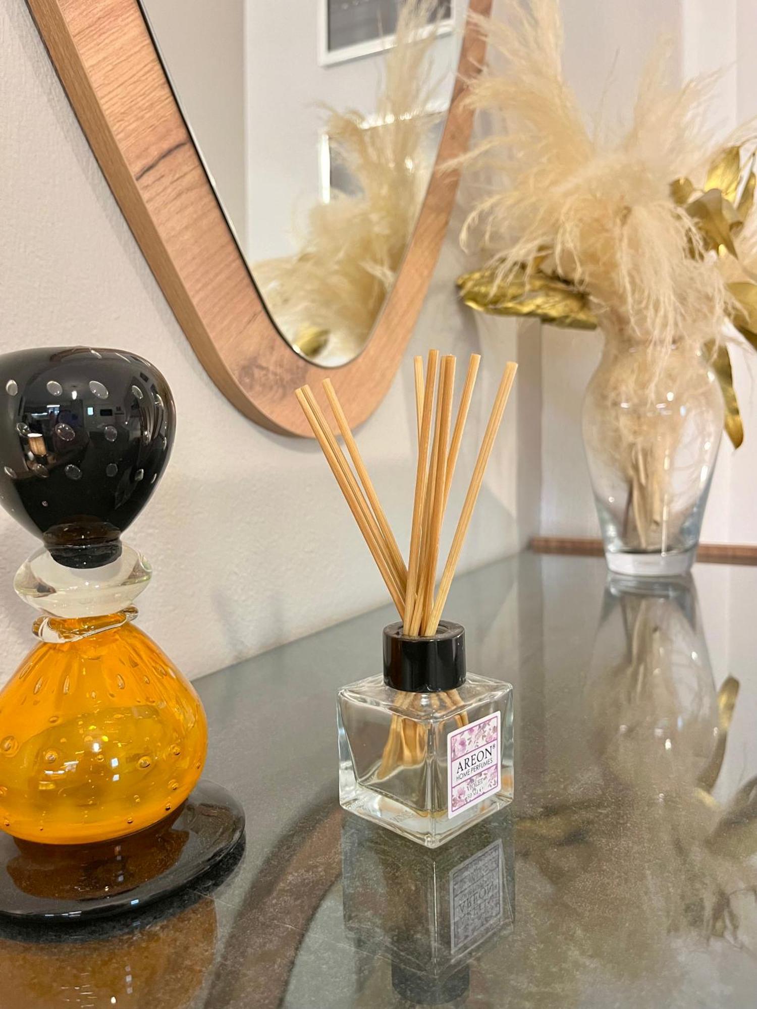 Lia's Luxury - Near Airport