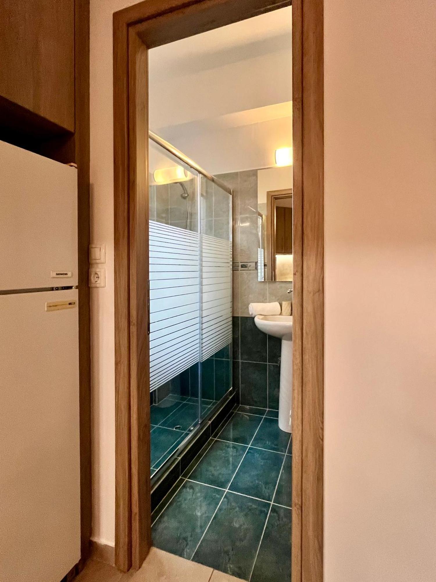 Lia's Luxury - Near Airport